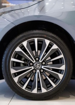 Toyota Corolla XII Sedan Facelifting 1.5 VVT-i 125KM 2024 Toyota Corolla 1.5 Style 1.5 Benzyna 125KM, zdjęcie 13