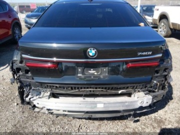 BMW Seria 7 G70 2022 BMW Seria 7 740i 2022 3.0 Benzyna 335KM, zdjęcie 4