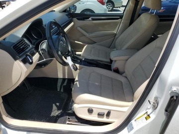 Volkswagen Passat B8 2019 Volkswagen Passat SE R-Line 2019 2.0l 2.0 Benzyna 147KM, zdjęcie 7