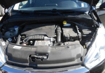 Peugeot 208 I Hatchback 5d Facelifting 1.2 PureTech 110KM 2018 Peugeot 208 Peugeot 208 I 1.2 benzyna 110 KM GT-Line 1.2 Benzyna 110KM, zdjęcie 13