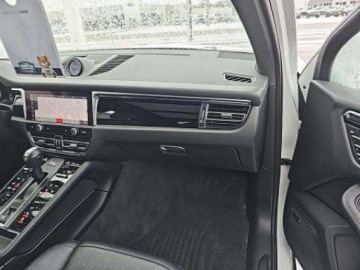 Porsche Macan 2024 Porsche Macan 2024r 2.0 Benzyna 261KM, zdjęcie 7
