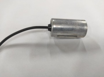 КОНДЕНСАТОР М-72 К-750 УРАЛ ДНЕПР