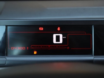 Citroen C4 Cactus Crossover 1.2 PureTech 82KM 2016 Citroen C4 Cactus 1.2 PureTech, Salon Polska, zdjęcie 10