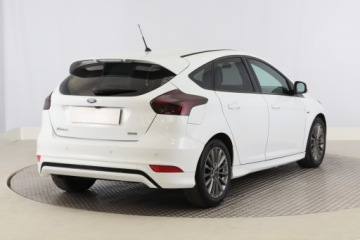 Ford Focus III Hatchback 5d facelifting 1.0 EcoBoost 125KM 2016 Ford Focus 1.0 EcoBoost, Salon Polska, Serwis ASO, zdjęcie 4