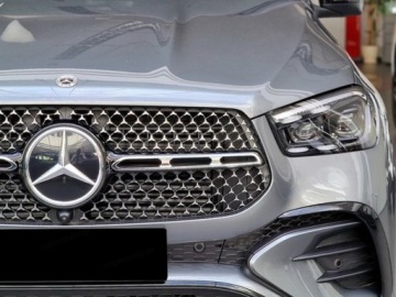 Mercedes GLE V167 SUV Facelifting 2.0 300d 269KM 2025 MERCEDES-BENZ GLE 300 d 4-Matic AMG Line 2.0 (269KM) 2025, zdjęcie 1