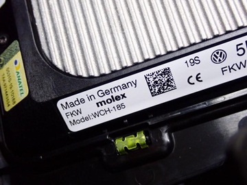 TUNEL PANEL ŁADOWARKA USB EUROPA VW ID4 ID.4 21R