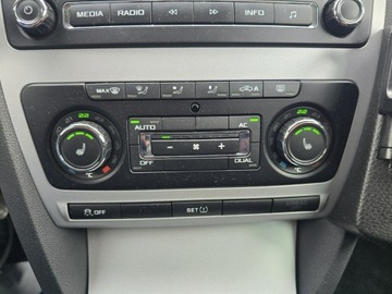 Skoda Octavia II Kombi 2.0 TDI CR DPF 140KM 2011 Škoda Octavia Skoda Octavia FL, KlimaTronik,, zdjęcie 26