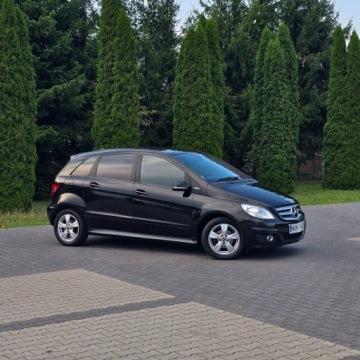 Mercedes Klasa B W245 180 116KM 2010 Mercedes B 180 Klasa B W245 1.7 180 SPORT EDITION, zdjęcie 8