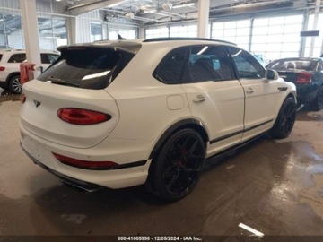 Bentley Bentayga 2021 Bentley Bentayga 2021 4.0l 4.0 Benzyna 542KM, zdjęcie 2