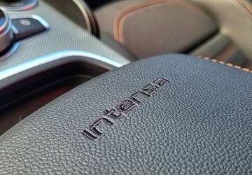 Alfa Romeo Giulia II Sedan Facelifting 2023 2.0 GME Turbo 280KM 2025 Alfa Romeo Giulia Alfa Romeo Giulia Intensa 2.0 Benzyna 280KM, zdjęcie 21