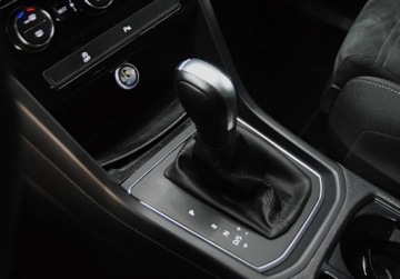 Volkswagen Touran III 2019 Volkswagen Touran 2.0 TDI _ Automat _ 5os _ 2.0 Diesel 115KM, zdjęcie 21