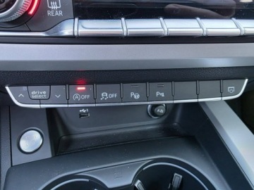 Audi A4 B9 Limousine Facelifting 2.0 40 TFSI 204KM 2022 Audi A4 Limousine 2.0 TFSI 204 KM, Automat,, zdjęcie 28