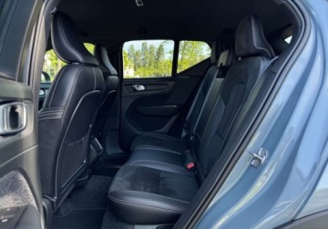 Volvo XC40 Crossover 2.0 D3 150KM 2020 Volvo XC 40 2,0 D3 R-Design FullLed El.Klapa Grz.Fotele Skora Serwis Gwara, zdjęcie 19