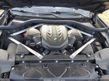 BMW X7 2020 BMW X7 M50i 2020 4.4 Benzyna 523KM, zdjęcie 8