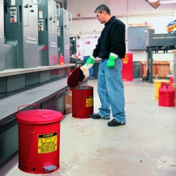 Контейнер для горючих отходов и маслянистых чистящих средств - допуски FM/UL, вместимость. 23 года