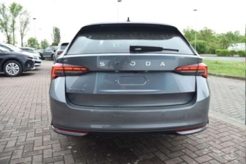 Skoda Octavia IV Liftback 1.5 TSI EVO 150KM 2026 Skoda Octavia Tempomat Dowolna konfiguracja Podgrzewane fotele przednie, zdjęcie 9