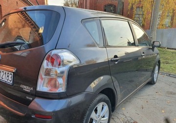 Toyota Corolla Verso AR10 2.2 D-4D 136KM 2008 Toyota Corolla Verso Bezwypadkowa 7-osobowa GetHelp 2.2 Diesel 136KM, zdjęcie 3