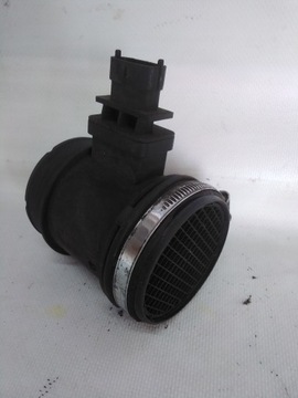 7779 OPEL ASTRA H Z17DTH VÁHA VZDUCHU 55350048
