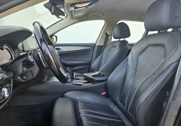 BMW Seria 5 G30-G31 Touring 530d 265KM 2018 BMW Seria 5 X-Drive, 3.0 Diesel 265 KM, Sport, Szwajcaria 3.0 Diesel 265KM, zdjęcie 12