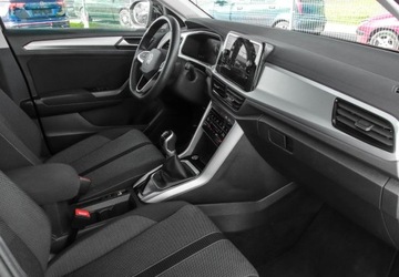 Volkswagen T-Roc I 2024 Volkswagen T-Roc 1.0 TSI 116KM Life Kamera Cofania Reflektory LED Benzyna, zdjęcie 11