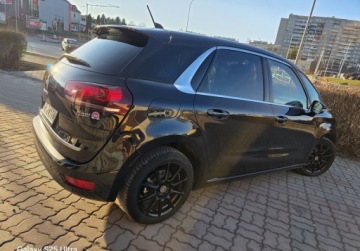 Citroen C4 Picasso II Picasso Facelifting 1.2 PurTech 130KM 2017 Citroen C4 Picasso Citroen C4 Picasso PureTech 130 Exlusive 1.2 Benzyna, zdjęcie 4