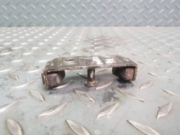 Болт замка задней двери 8 203 771 BMW 3 E46 кабриолет