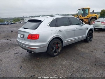 Bentley Bentayga 2019 Bentley Bentayga V8 2019 4.0l 4.0 Benzyna 542KM, zdjęcie 2