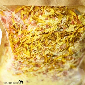 ZESTAW PREZENTOWY sól SOLE DO KĄPIELI 3x200g Różana + Lawendowa +Nagietkowa