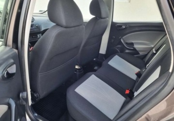 Seat Ibiza IV Hatchback 5d Facelifting 1.6 TDI CR 105KM 2015 Seat Ibiza Lift SLICZNA 1.6 TDI Bogata Wersja ORYGINAL Niski Przebieg ZADB, zdjęcie 9