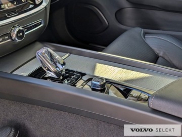 Volvo V60 II  Kombi Facelifting 2.0 B4 B 197KM 2025 Volvo V60 V60 B4B Ultra Dark 197KM, BLIS, ACC, Pan, zdjęcie 31