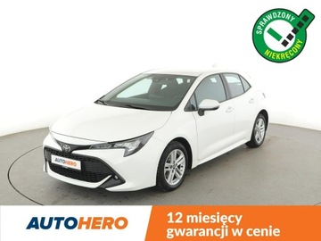 Toyota Corolla XII Hatchback 1.2 Turbo D-4T 116KM 2019 Toyota Corolla Historia serwisowa ASO navi Kamera