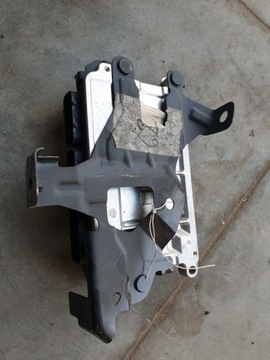 JEDNOTKA MOTORU MODUL MAZDA OE P59D18881A