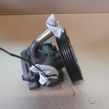 GRAND VITARA I 2,0 16V 05R ČERPADLO SERVA KYB