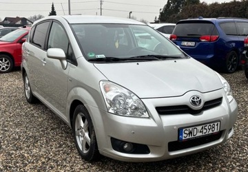 Toyota Corolla Verso AR10 2.2 D-4D 136KM 2009 Toyota Corolla Verso 2009 r. 2.2 Diesel 136KM, zdjęcie 6