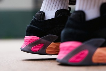 ADIDAS ORIGINALS СТРИТБОЛ