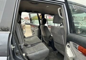 Toyota Land Cruiser IV 3.0 D-4D 163KM 2003 Toyota Land Cruiser 3,0 D 163 KM 4x4 7-osob GWARANCJA Zamiana Zarejestrowa, zdjęcie 21