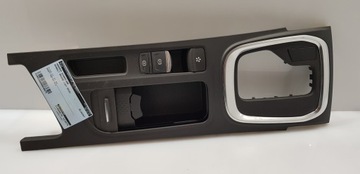 Renault Megane IV Tunel środkowy schowek panel