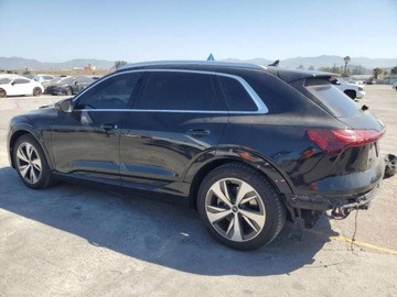 Audi Q8 2024 Audi Q8 E-TRON PREMIUM PLUS, 2024r., 4x4, Elektryczny 355KM, zdjęcie 2