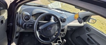 Ford Fiesta VI 2002 Ford Fiesta Ford Fiesta 1.4TDCI 2002r, 5 drzwi klimatyzacja alufelgi 1.4, zdjęcie 4