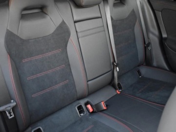 Mercedes CLA C118/X118 Coupe Facelifting 1.3 200 163KM 2025 MERCEDES-BENZ CLA 200 AMG Line Sedan 1.3 (163KM) 2025, zdjęcie 11