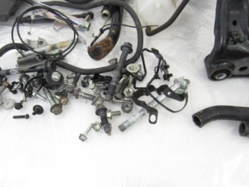 Болты + крышки + шайбы и т.д. Yamaha X-Max 300, 20r ABS