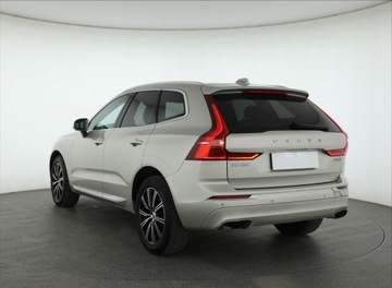 Volvo XC60 II Crossover D5 235KM 2020 Volvo XC60 D5 AWD, Salon Polska, 231 KM, 4X4, zdjęcie 3