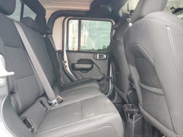 Jeep Gladiator 2021 Jeep Gladiator Sport 2021 3.6l 3.6 Benzyna 285KM, zdjęcie 10