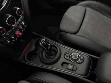 Mini Countryman F60 Crossover Facelifting 1.5  136KM 2023 MINI Countryman Cooper Classic Panorama CarPlayAndroid Kamera cofania, zdjęcie 25