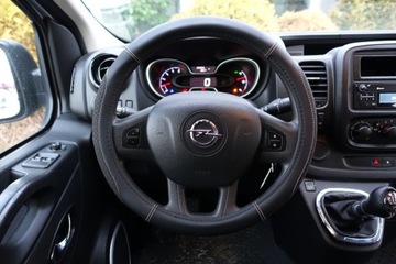 Opel Vivaro B Kombi Extra Long H1 2,9t 1.6 BiTurbo 125KM 2017 Opel Vivaro 9os. Tempomat Ogranicznik predkosci Czujniki parkowania FV, zdjęcie 10