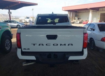 Toyota Tacoma II 2024 Toyota Tacoma 2024, 2.4L, 4x4, TRD SPORT, od ubezpieczalni, zdjęcie 1