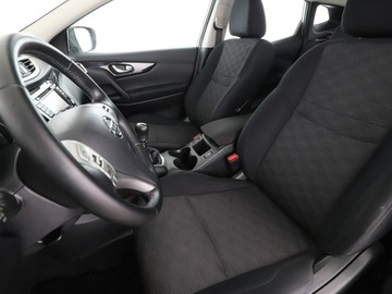 Nissan Qashqai II Crossover 1.2 DIG-T 115KM 2015 Nissan Qashqai navi klima auto kamera i czujniki, zdjęcie 12