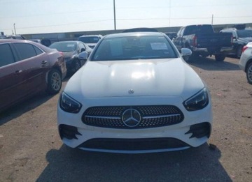 Mercedes Klasa E W213 2021 Mercedes-Benz Klasa E 2021, 2.0L, od ubezpieczalni, zdjęcie 5