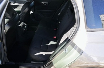 Volvo V60 II  2020 Volvo V60 B3 B Geartronic Momentum 163KM 2020r, zdjęcie 26