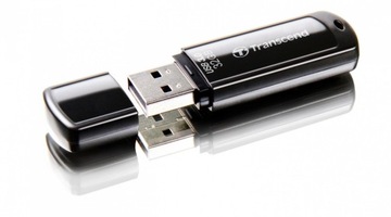 TRANSCEND SZYBKI PENDRIVE 32 GB USB 3.1 CZARNY JETFLASH 700 SOFTRECOVERY